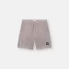 Badshorts i normal passform med fickor och meshfoder Badshorts i normal passform med fickor och meshfoder