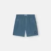 Badshorts i normal passform med fickor och meshfoder Badshorts i normal passform med fickor och meshfoder