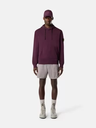Badshorts i normal passform med fickor och meshfoder