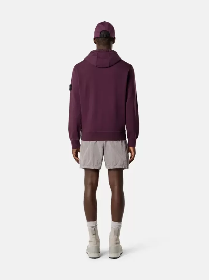 Badshorts i normal passform med fickor och meshfoder Badshorts i normal passform med fickor och meshfoder