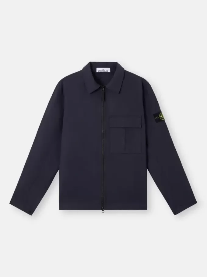 Bekväm overshirt med bröstficka med kil