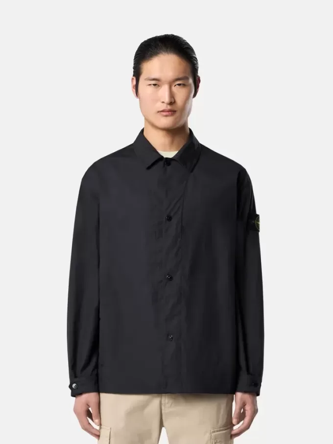 Bekväm overshirt med handfickor och tryckknappar Bekväm overshirt med handfickor och tryckknappar