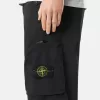 Cargobyxor i normal passform med elastiska benslut Cargobyxor i normal passform med elastiska benslut