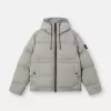 Dunparkas med vattenavvisande egenskaper och tryckknappsfickor Dunparkas med vattenavvisande egenskaper och tryckknappsfickor