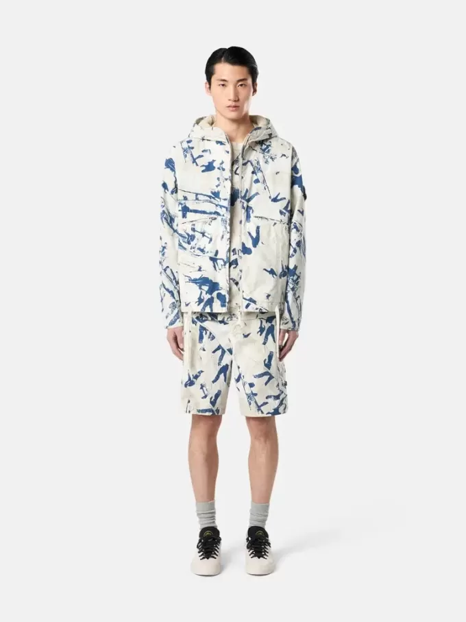 Huvtröja med kamouflageprint och anti-drop