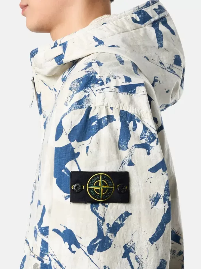 Huvtröja med kamouflageprint och anti-drop