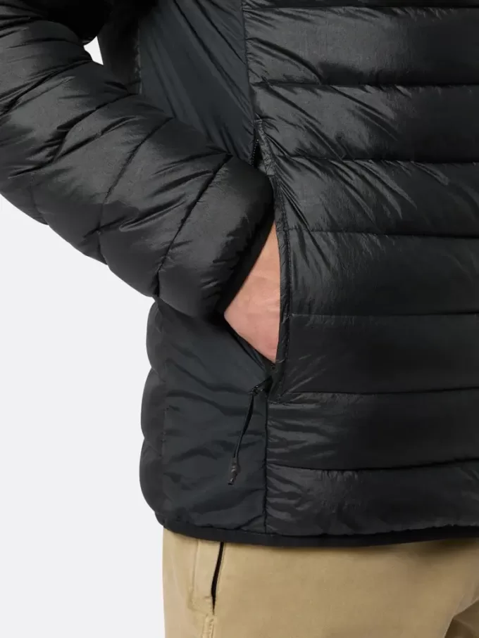 Lätt dunjacka med huva Lätt dunjacka med huva