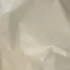 Lätt jacka med huva, droppskydd och reflekterande detaljer