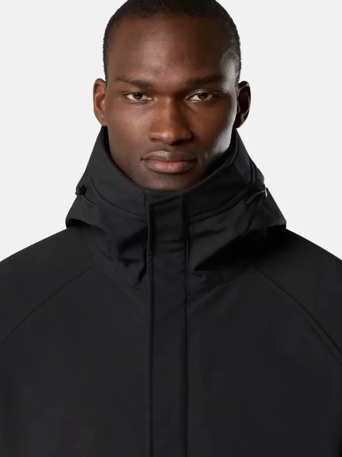 Lätt parkas med huva och väderbeständigt membran Lätt parkas med huva och väderbeständigt membran