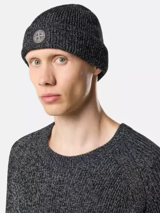 Mössa med reflekterande beläggning och Compass-märke Mössa med reflekterande beläggning och Compass-märke