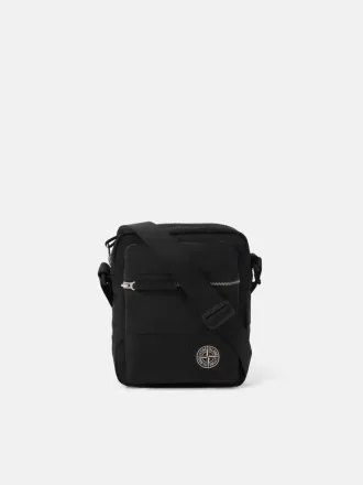 Pouch-väska med framficka och ripstop-foder