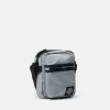 Pouch-väska med framficka och ripstop-foder Pouch-väska med framficka och ripstop-foder