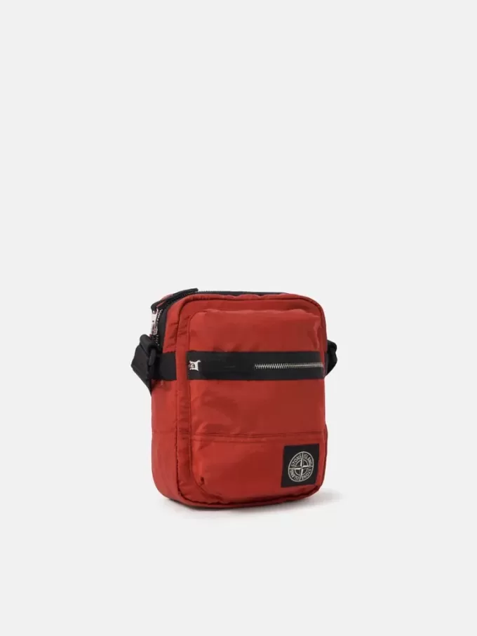 Pouch-väska med framficka och ripstop-foder