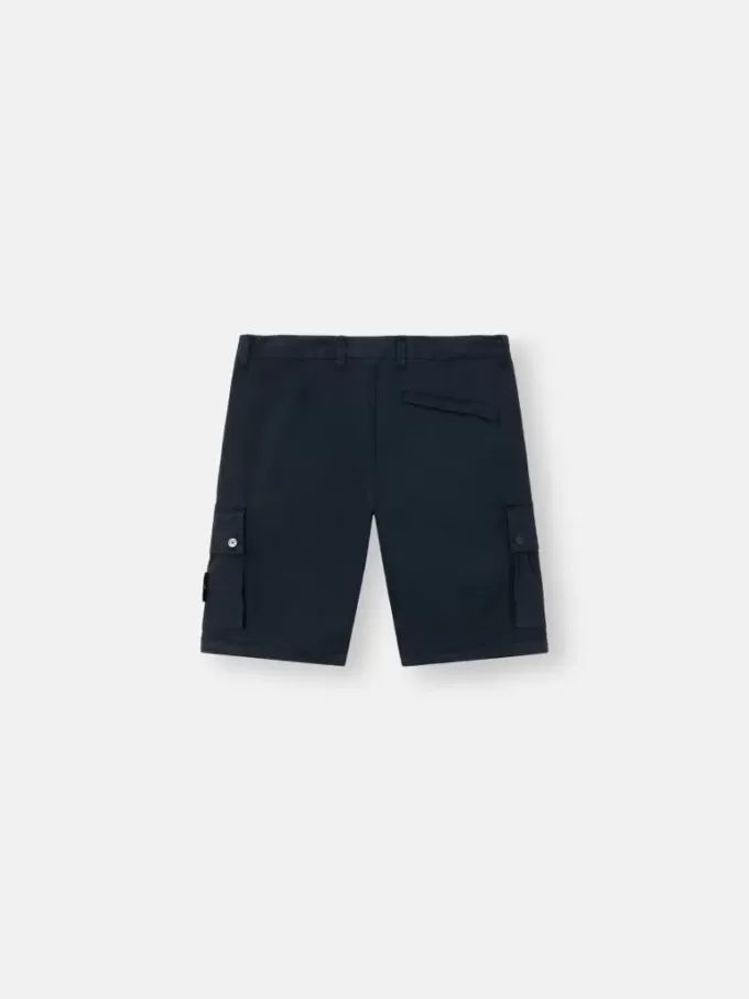 Slim fit-bermudashorts med fickor med dragkedja Slim fit-bermudashorts med fickor med dragkedja