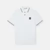 Slim fit kortärmad polotröja med randiga detaljer
