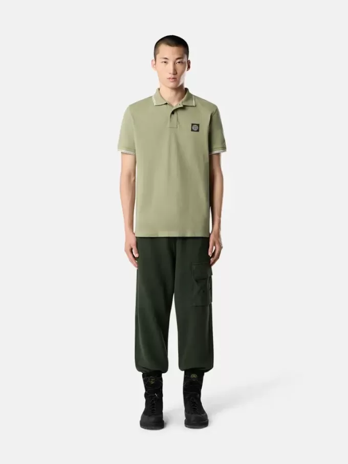 Slim fit kortärmad polotröja med randiga detaljer
