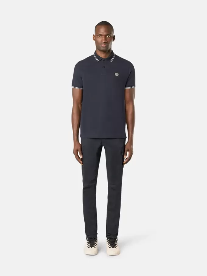 Slim fit kortärmad polotröja med randiga detaljer