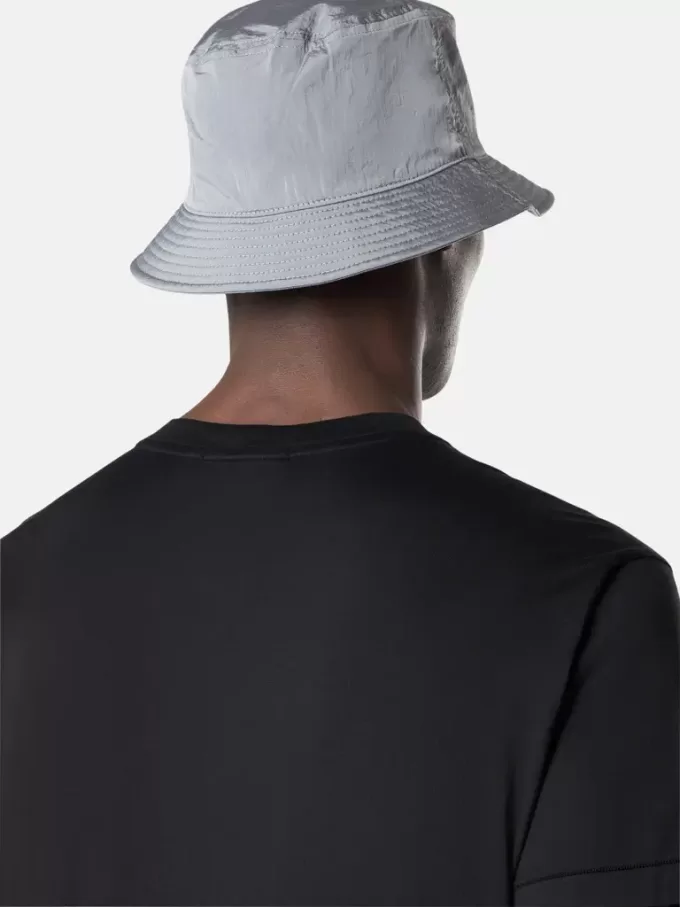 Slim fit-T-shirt med korta ärmar och Compass-märke