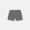 Smal passformade badshorts med fickor och meshfoder Smal passformade badshorts med fickor och meshfoder