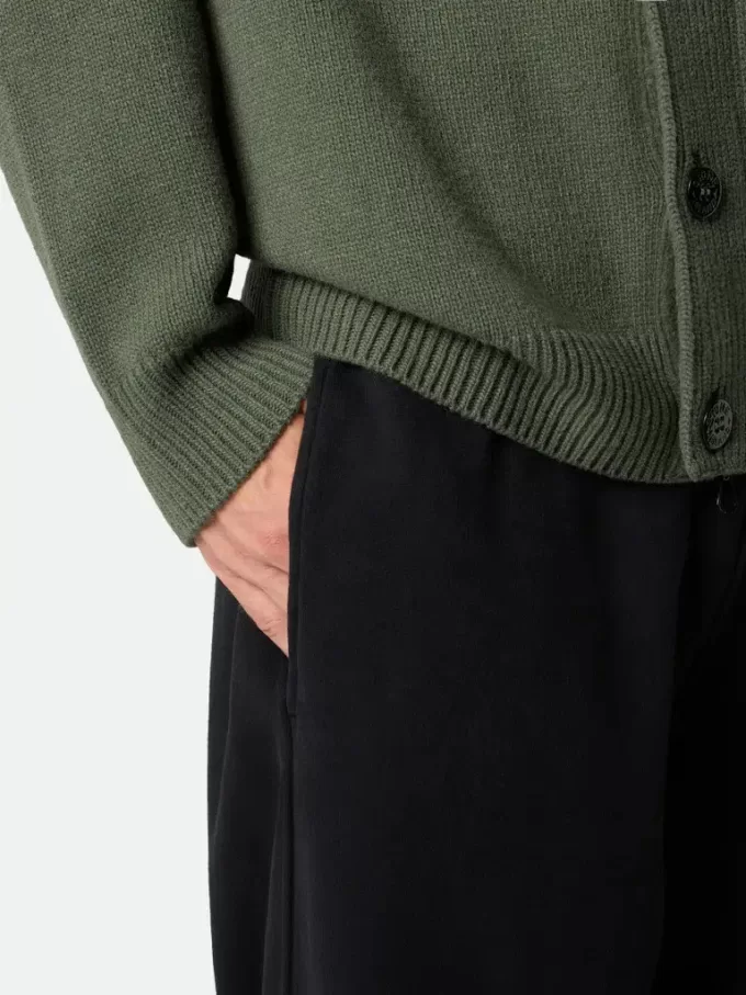 Sweatpants i normal passform med bälgficka på benet
