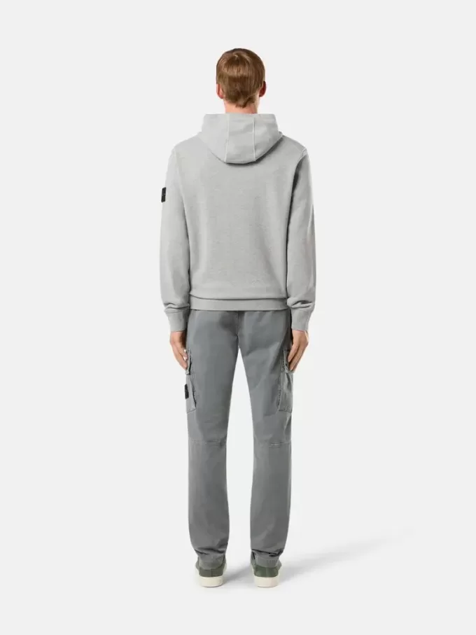 Sweatshirt med dragsko i huvan och fickor