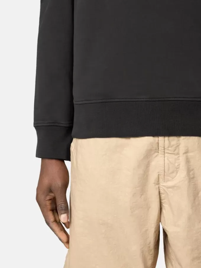Sweatshirt med halv dragkedja och påsydda fickor