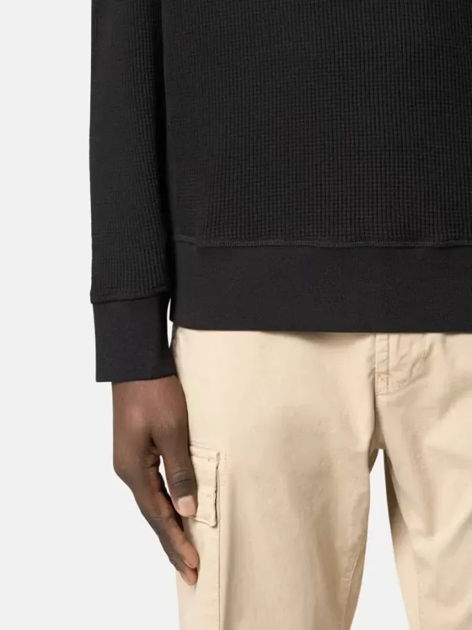 Sweatshirt med rund hals och ribbade detaljer