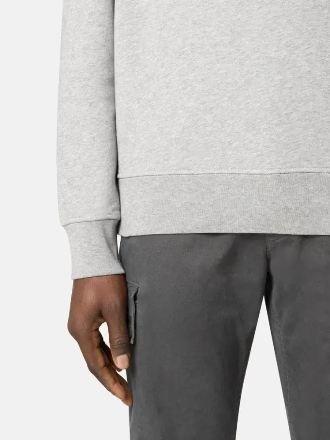 Sweatshirt med rund hals och ribbade detaljer