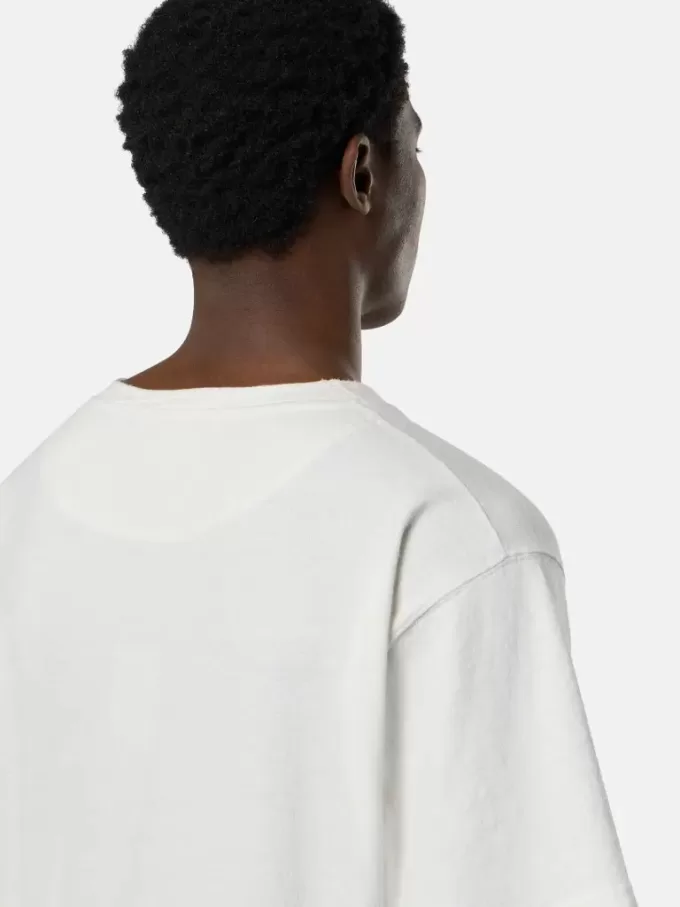 T-shirt med korta ärmar och normal passform med arkivinspirerat tryck
