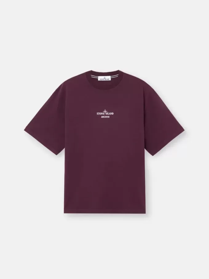 T-shirt med korta ärmar och normal passform med säsongens ”Archivio”-tryck T-shirt med korta ärmar och normal passform med säsongens ”Archivio”-tryck