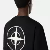 T-shirt med korta ärmar och normal passform med tryck ”02 Industrial Logos”.