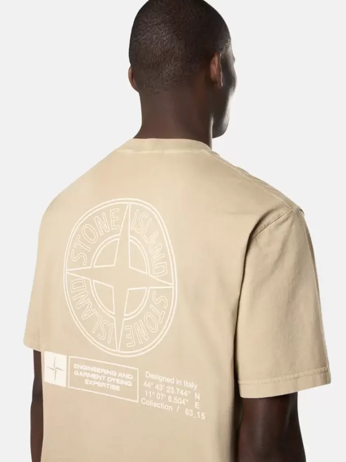 T-shirt med korta ärmar och normal passform med trycket ”Industrial”