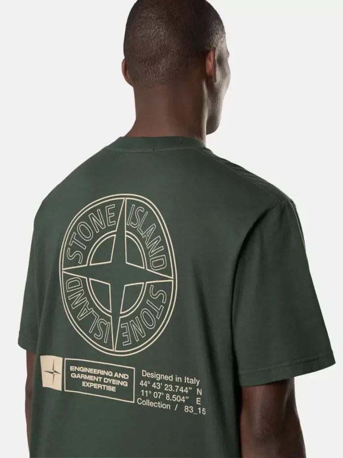 T-shirt med korta ärmar och normal passform med trycket ”Industrial”