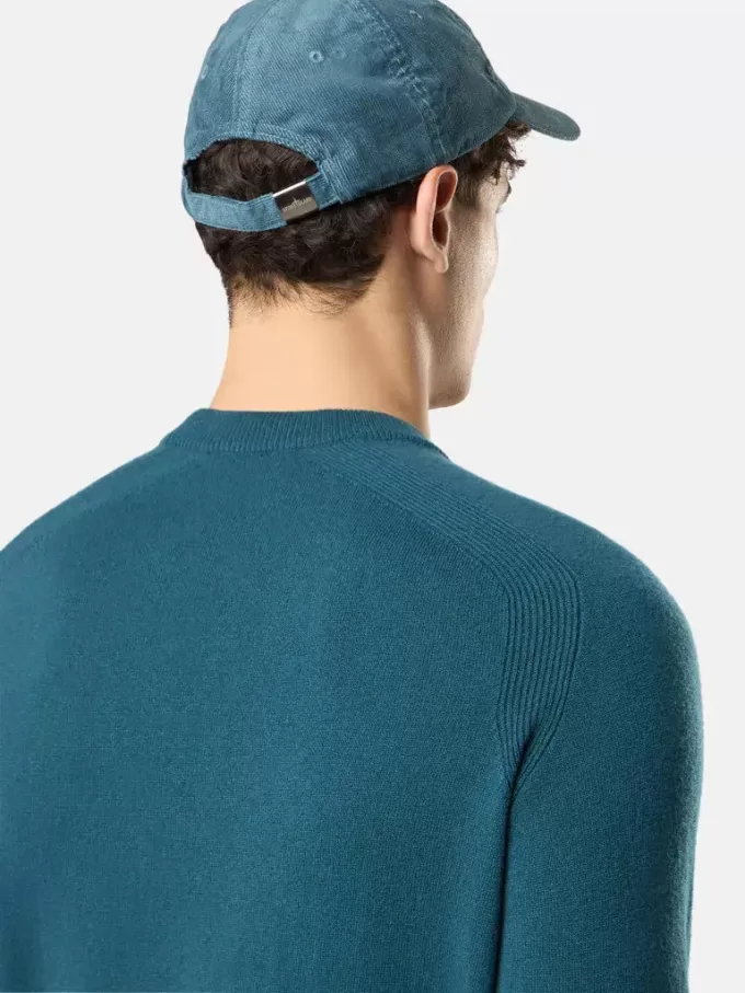 Tröja med rund hals, raglanärmar och ribbade kanter