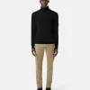 Turtleneck-tröja med fint ribbade kanter