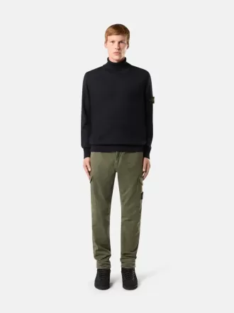 Turtleneck-tröja med ribbade kanter