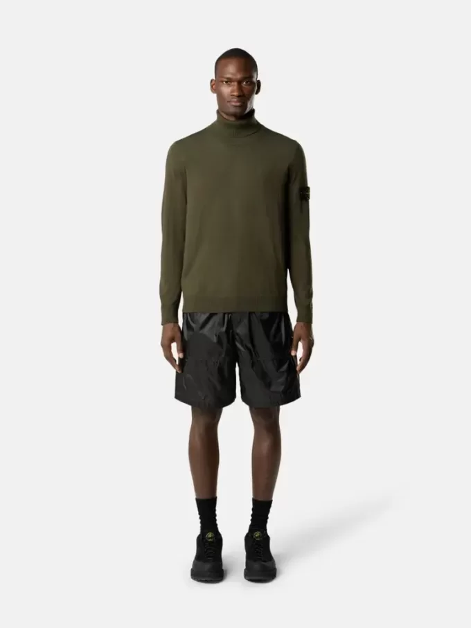 Turtleneck-tröja med ribbade kanter