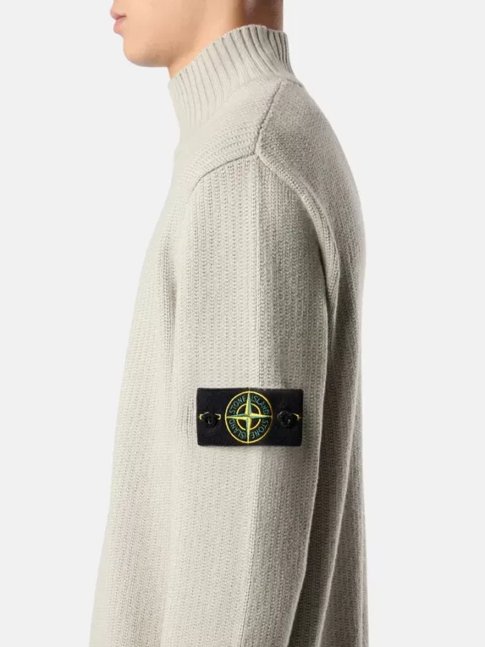 Turtleneck-tröja med ribbade kanter