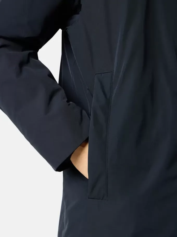Vadderad biljacka med anti-drop-funktion och tryckknappsfickor Vadderad biljacka med anti-drop-funktion och tryckknappsfickor