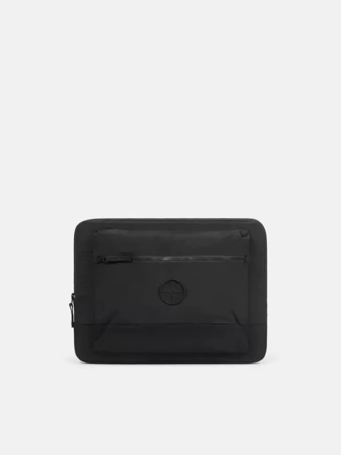 Vadderat laptopfodral med fickor och dragkedja